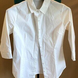white button down 3/4 sleeve blouse